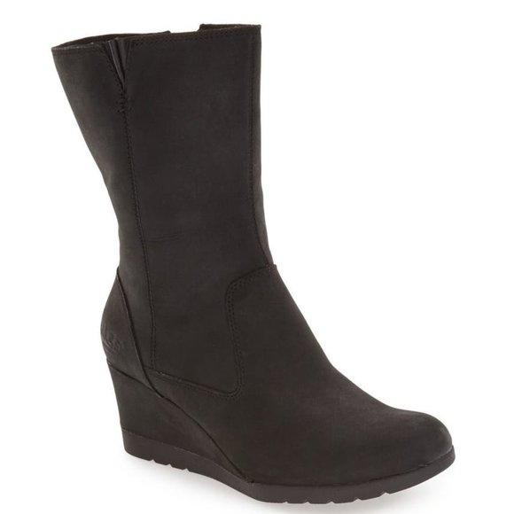 UGG Women's  Joely Boot - Picture 2 of 3